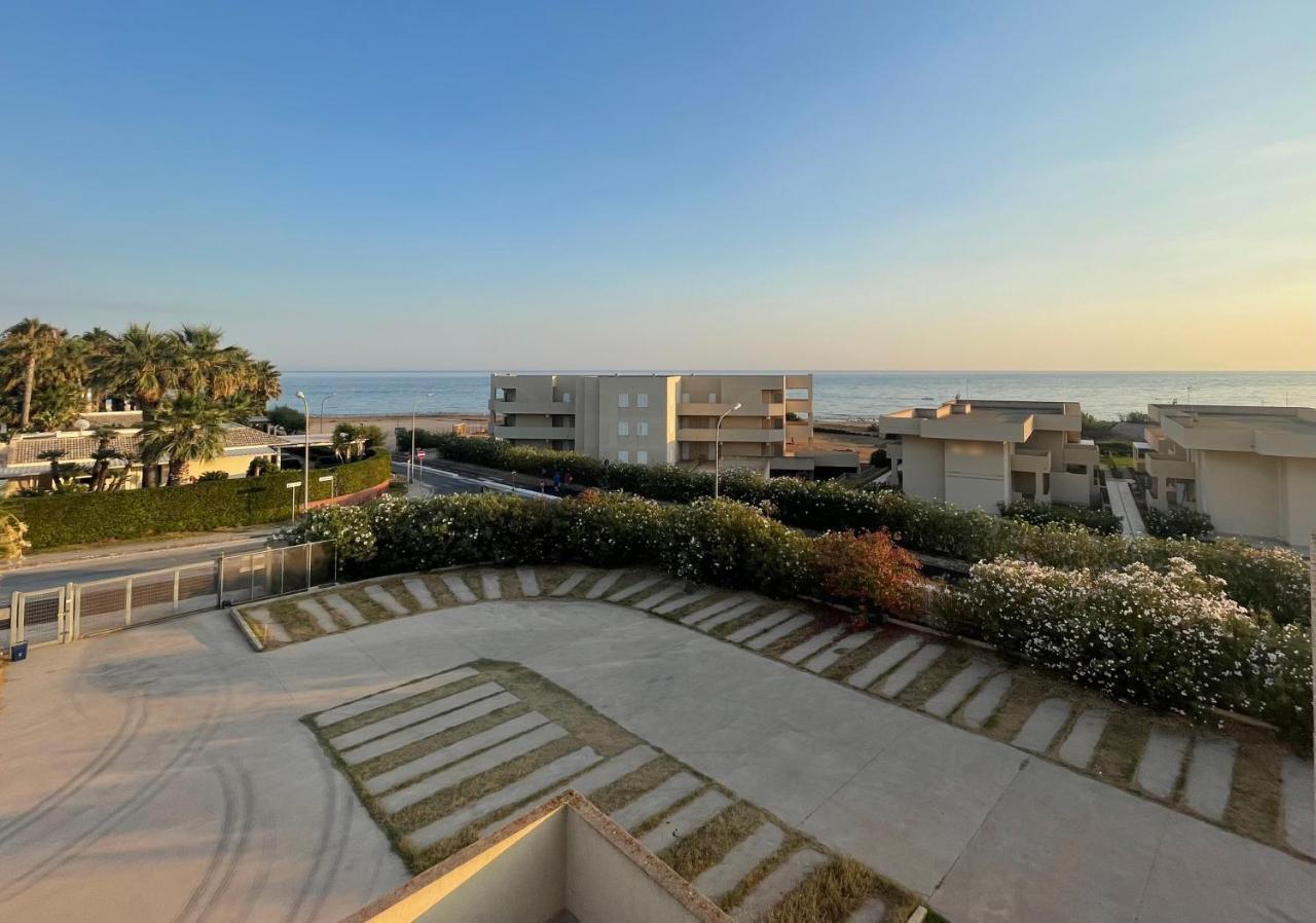 Residence Romeo Marina di Ragusa Exterior photo